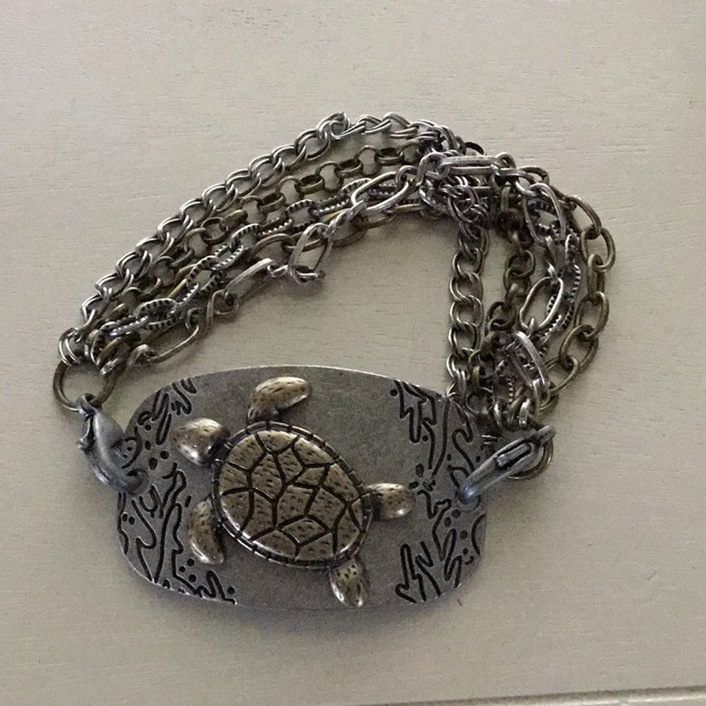 Sea turtle bracelet 🐢💙 - Picture 2 of 5
